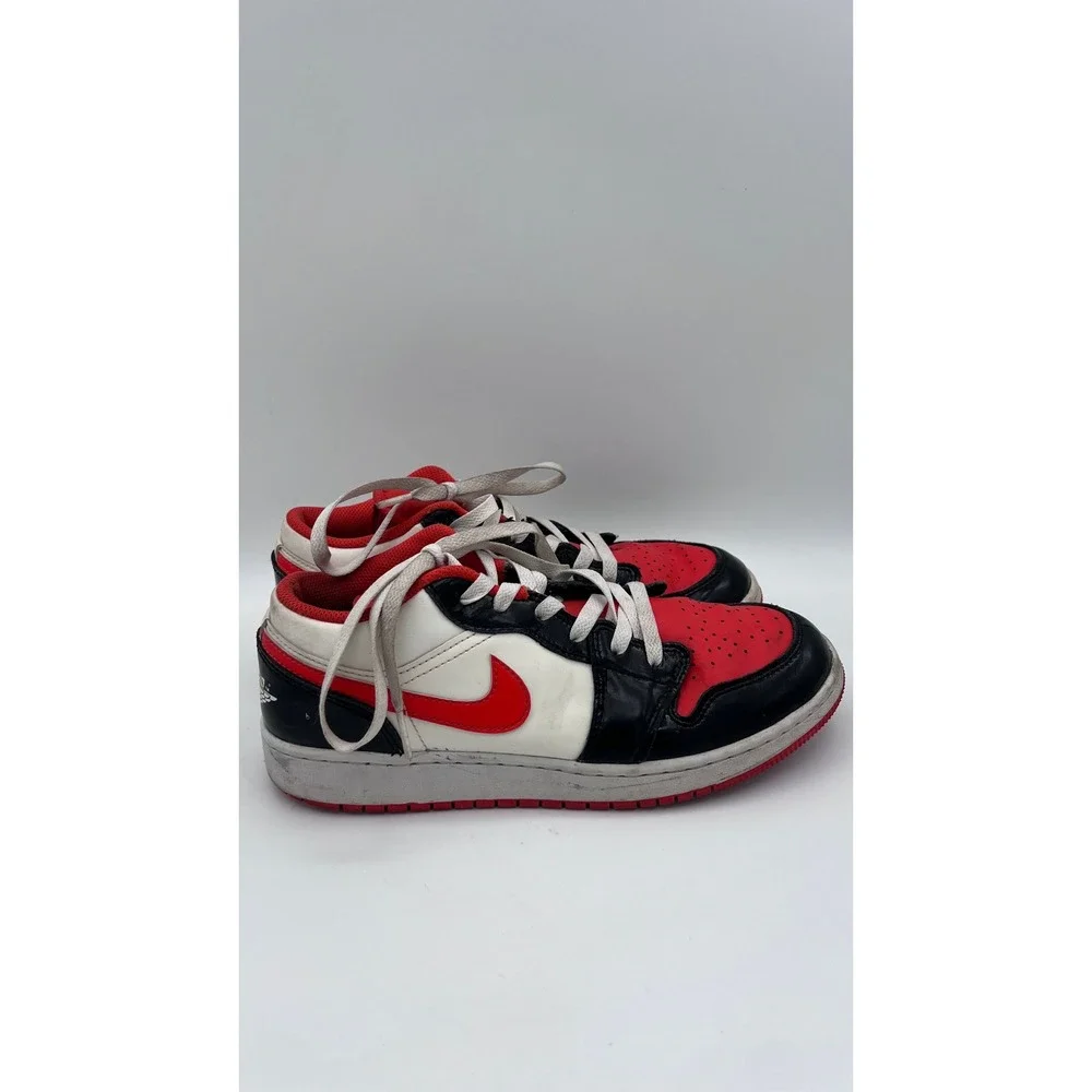 Nike Air Jordan 1 Low Bred Toe White Black Gym Red DV1335-800‎ Kids Size 6.5Y